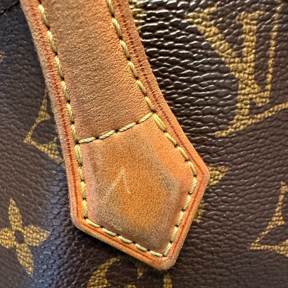 Louis Vuitton Wilshire MM Monogram tote - Picture 8 of 16